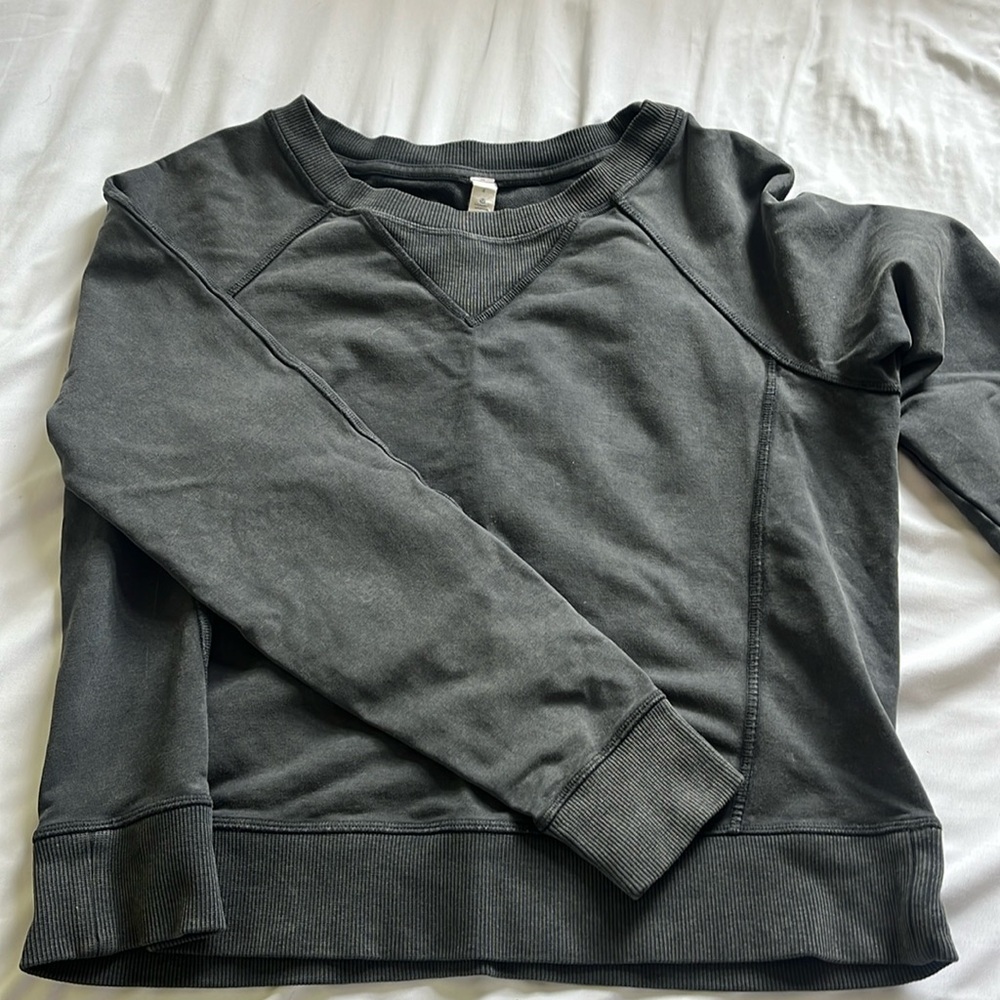 Gray lululemon crewneck